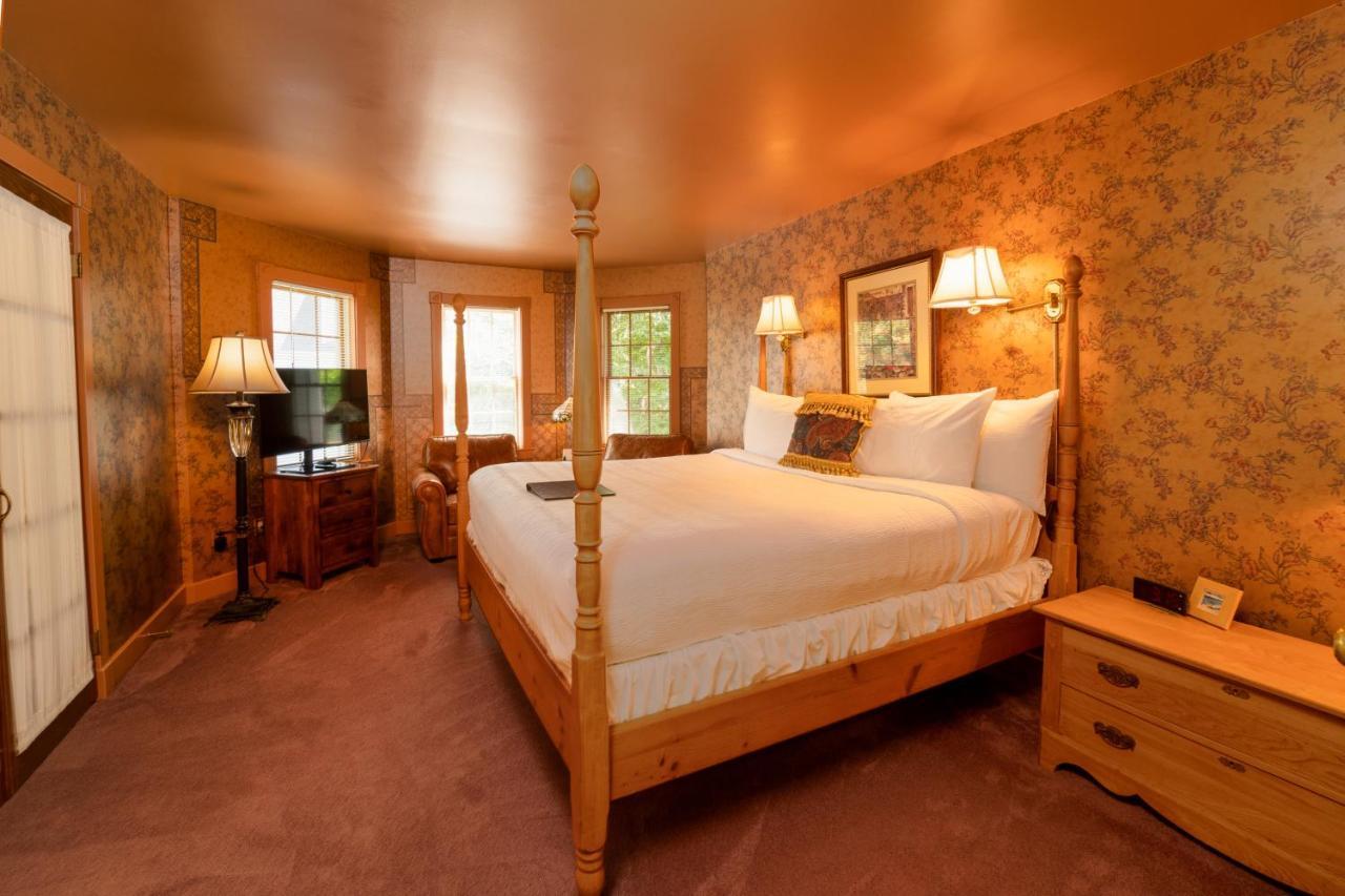 Yelton Manor Bed And Breakfast South Haven Rum bild