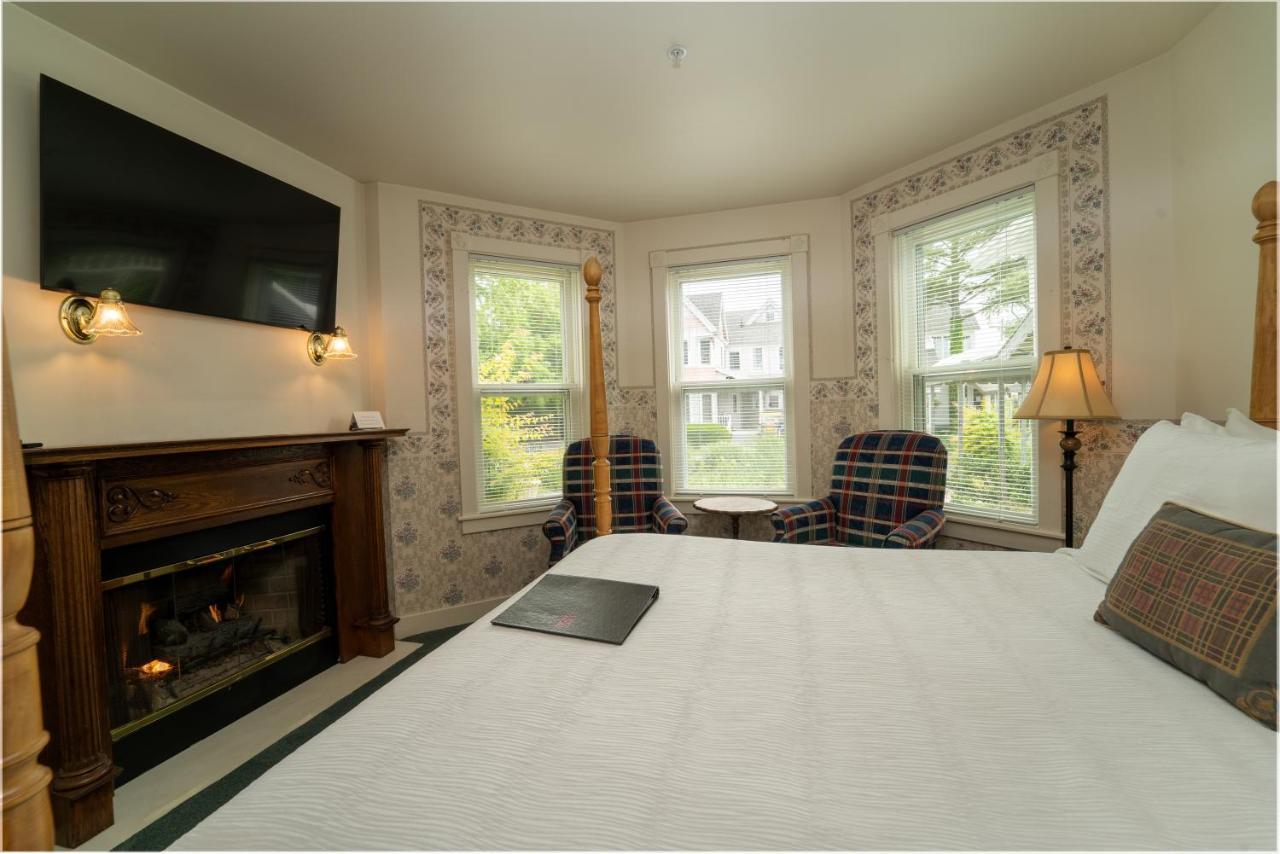 Yelton Manor Bed And Breakfast South Haven Rum bild