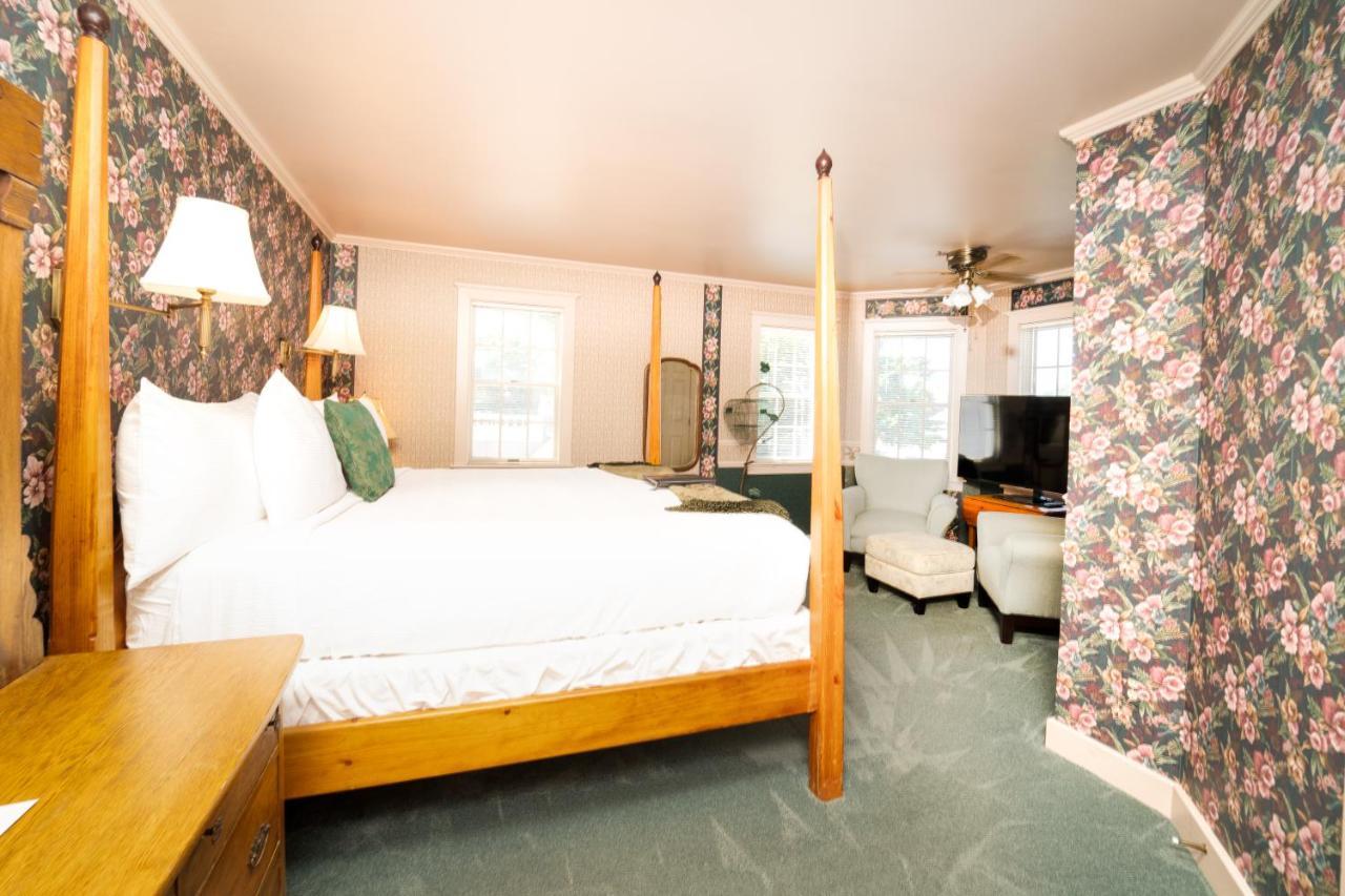 Yelton Manor Bed And Breakfast South Haven Rum bild