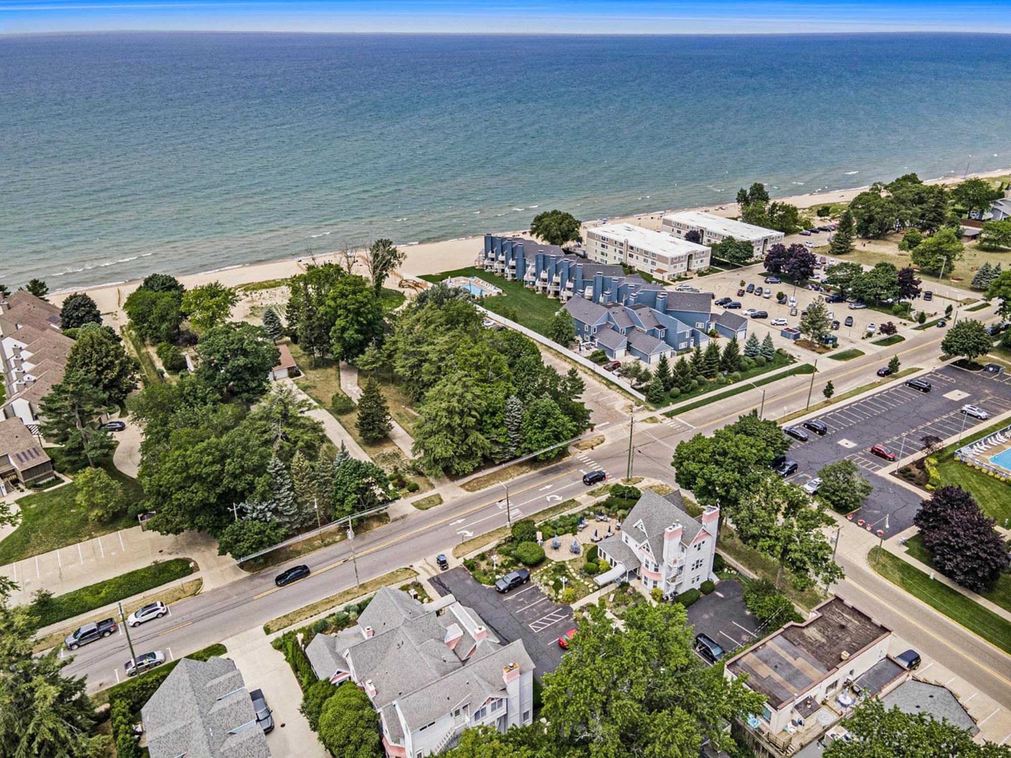Yelton Manor Bed And Breakfast South Haven Exteriör bild